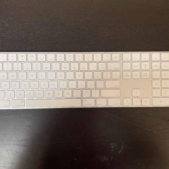 Apple Magic Keyboard with Numeric Keypad A1843 - Picture 2 of 6